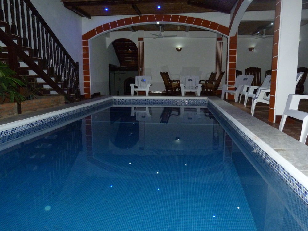 Hotel La Gran Sultana Гранада Екстериор снимка