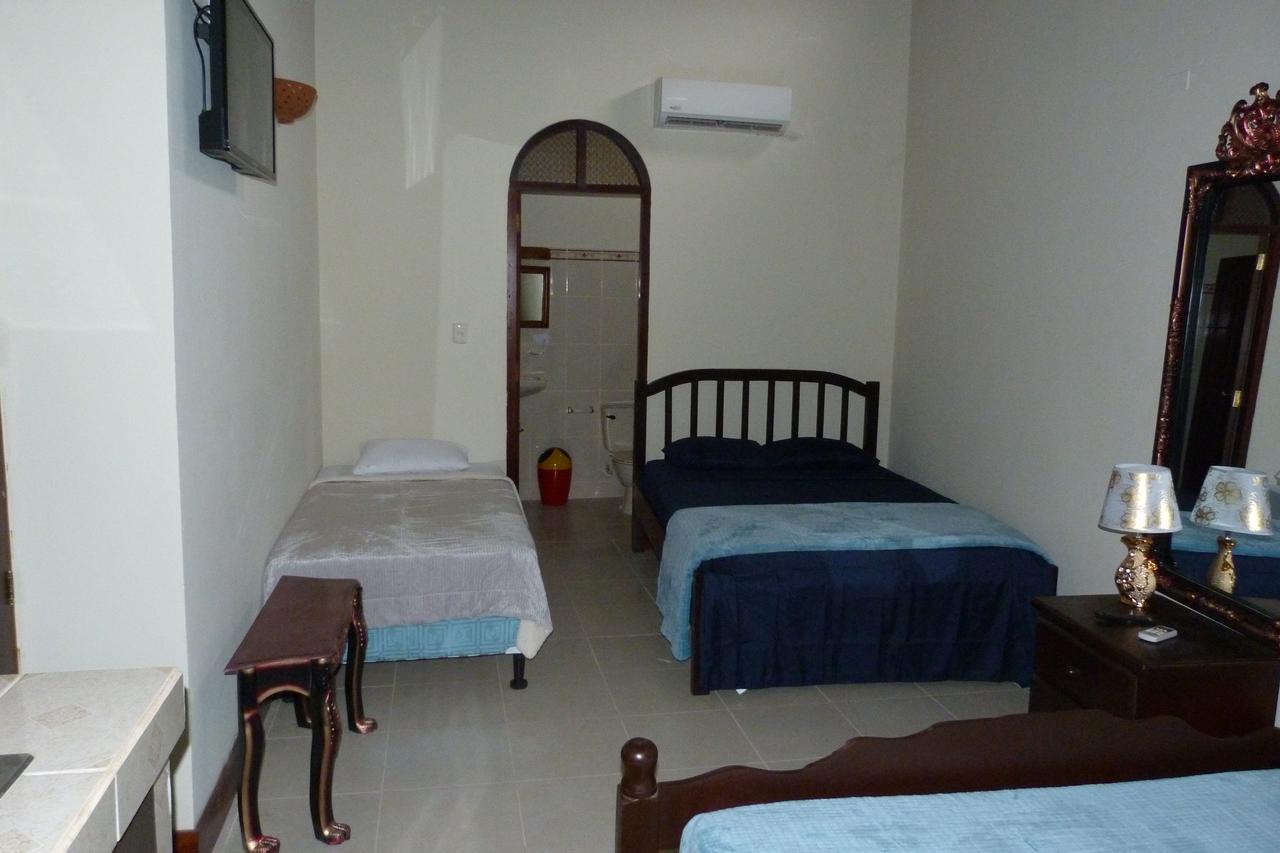 Hotel La Gran Sultana Гранада Екстериор снимка