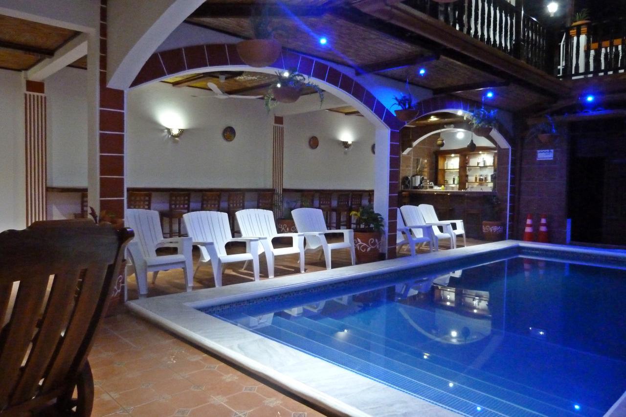 Hotel La Gran Sultana Гранада Екстериор снимка