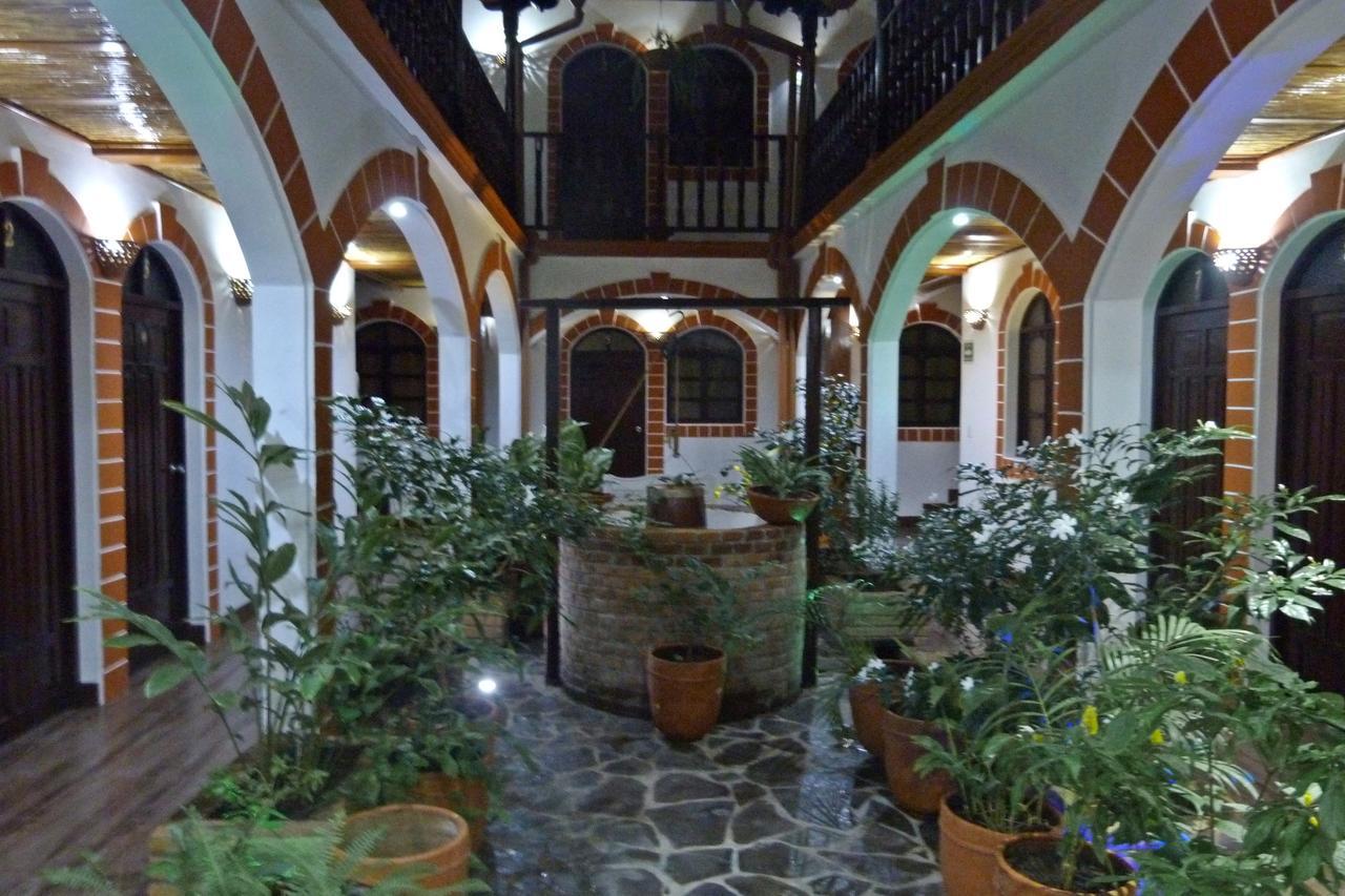 Hotel La Gran Sultana Гранада Екстериор снимка